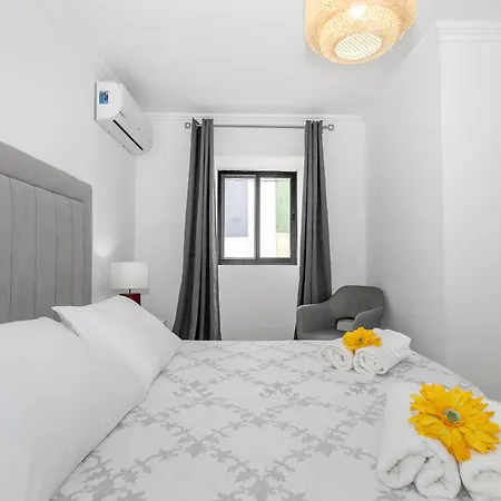 Maria S Haven By The Sea * Ponta Delgada