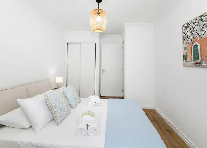 Maria S Haven By The Sea