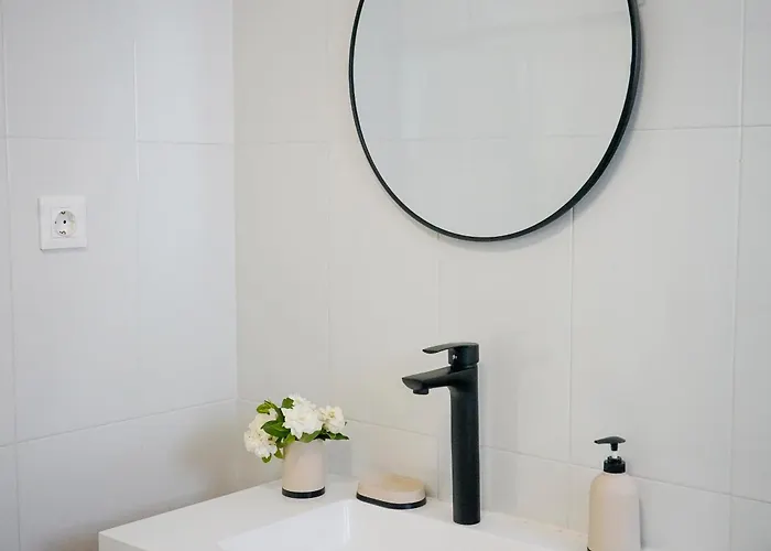 Maria S Haven By The Sea *