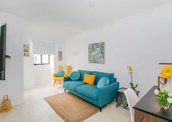 펜션 Maria S Haven By The Sea *